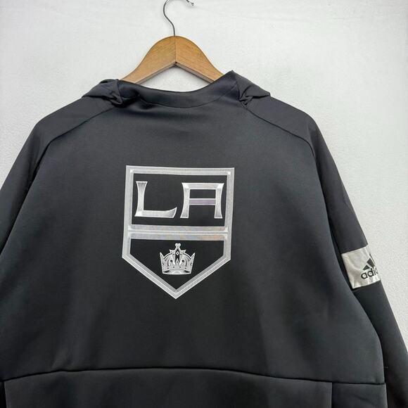 LA Kings Hoodie Men's XL Black Sweatshirt Graphic Adidas Tech pullover Training - Picture 2 of 9